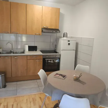 Aurora Appartement *